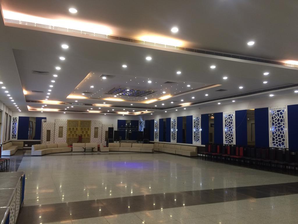 Grand Heritage Resort Greater Noida Eksteriør billede