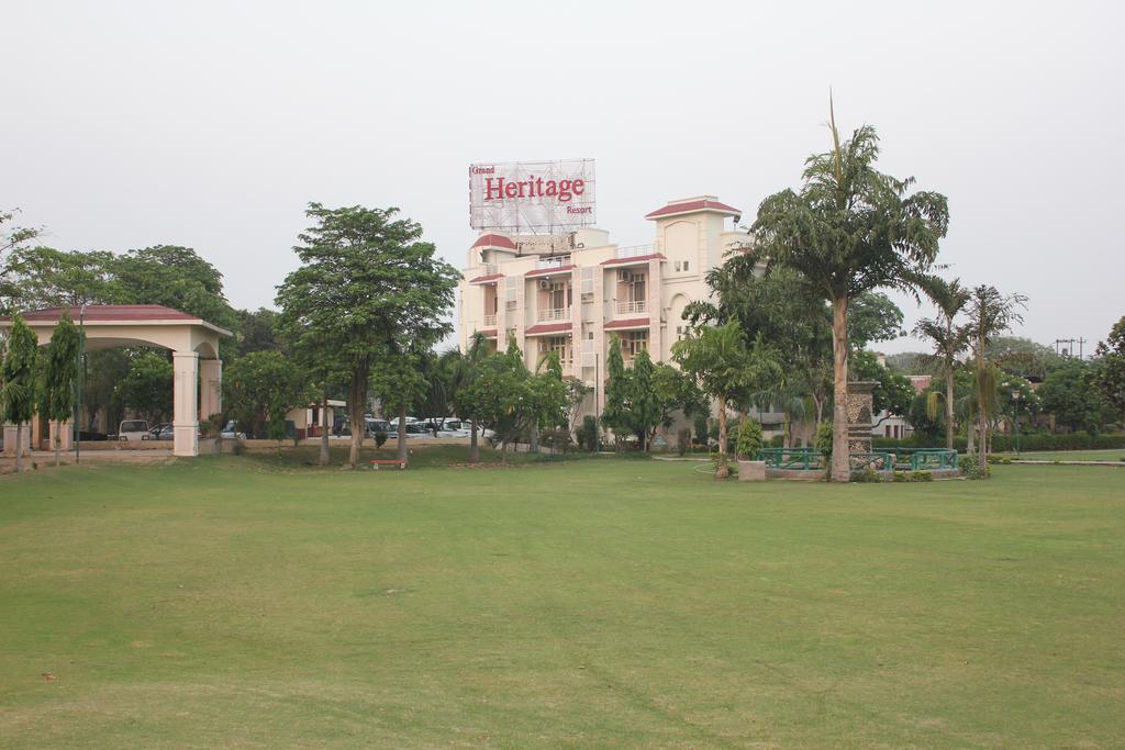 Grand Heritage Resort Greater Noida Eksteriør billede